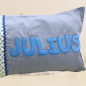 Preview: Namenskissenhülle 30x50 cm groß mit dem Namen JULIUS -sofort lieferbar-