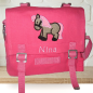 Preview: Canvastasche mit Wunschmotiv und Name bestickt für Kindergartenkinder & Große Farbe: pink Verschluss: Metallösen -personalisiert-