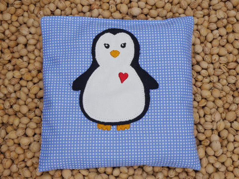 Stickdatei Pinguin Doodle Applikation für den 10x10cm Stickrahmen