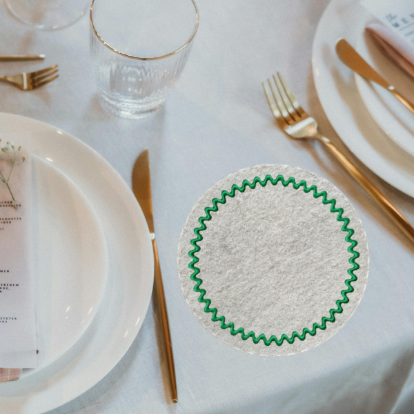 ITH-Stickdatei MugRug Untersetzer Zacken Einzeldatei für 10x10cm