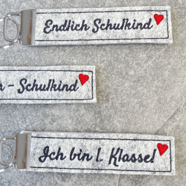 Preview: ITH Stickdateien Set - Schlüsselanhänger zur Einschulung | 4 Motive | 10x10 Rahmen