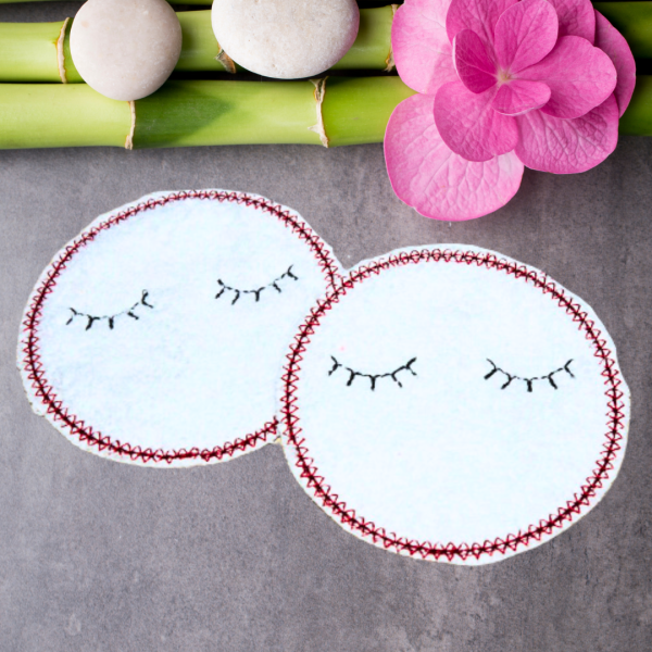 Preview: ITH Stickdatei Abschminkpad mit Wimpern für den 10x10cm Stickrahmen