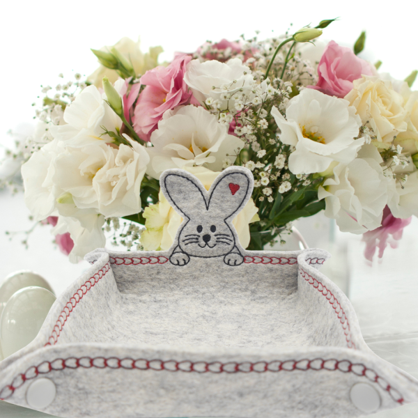 Preview: Stickdatei ITH Osternest / Körbchen / Schale für 18x30 cm Stickrahmen