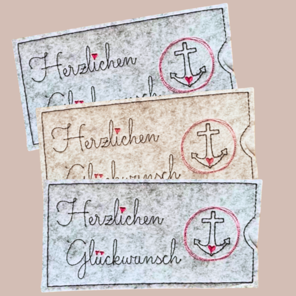 Preview: ITH Stickdatei Schokoladenhülle für den 13x18 cm Stickrahmen Herzlichen Glückwunsch mit Herzen und Anker im Doodle-Button am Stiel als romantische Geschenkverpackung für Schokolade.