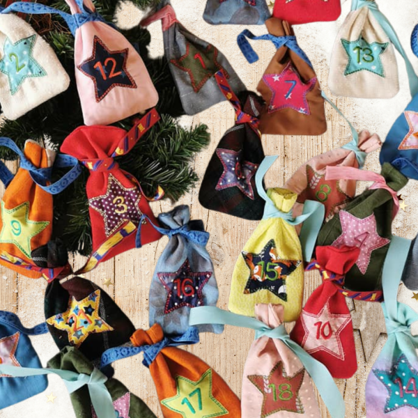 Preview: 25 Stickdateien ITH - Adventskalenderbeutel im Set für 16x26 cm Stickrahmen