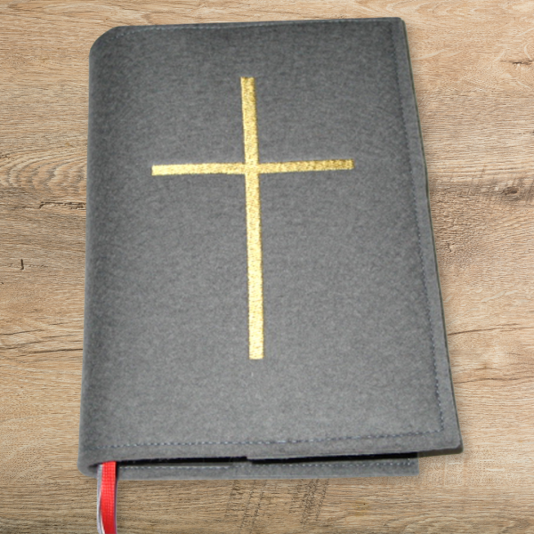 Preview: 10 Stickdateien im Set Kreuze für 13x18 Rahmen religiöse Motive für Gotteslob