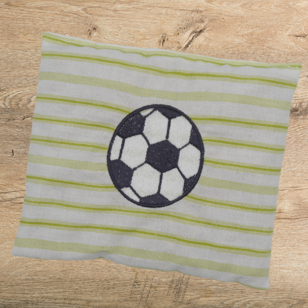 Kirschkernkissen bestickt mit Fußball -sofort lieferbar-