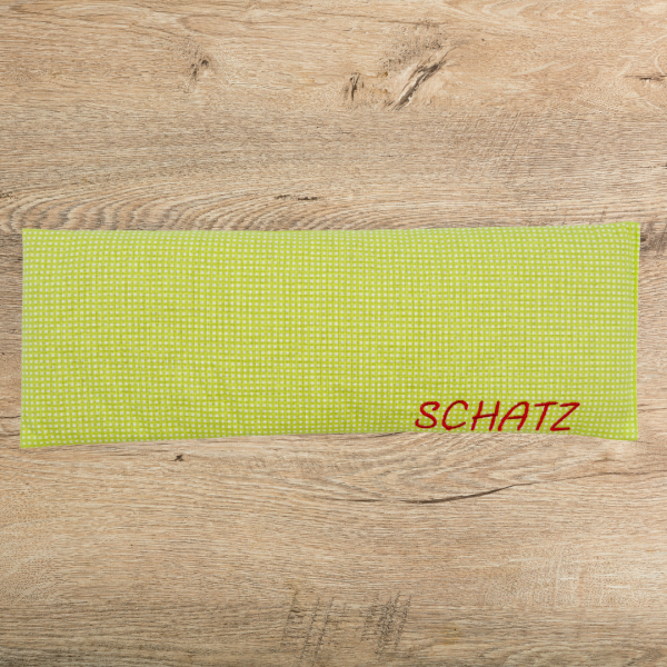 Körnerkissen bestickt mit Schriftzug 