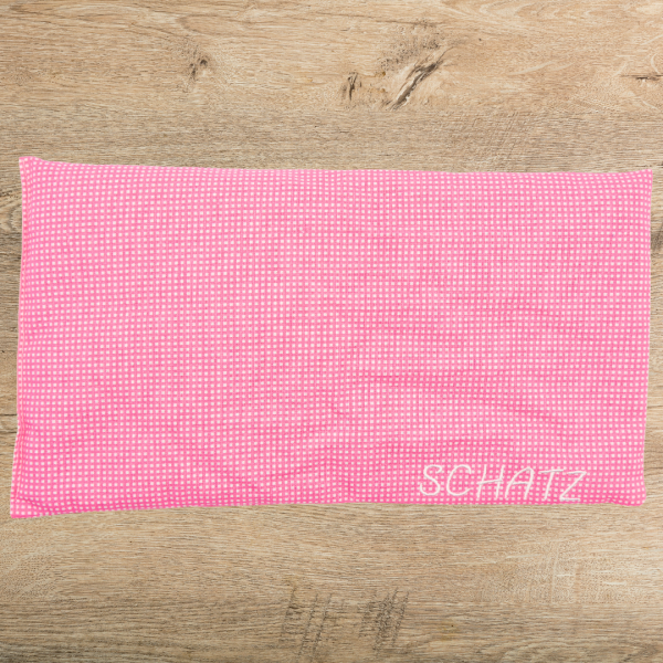 Körnerkissen bestickt mit Schriftzug 