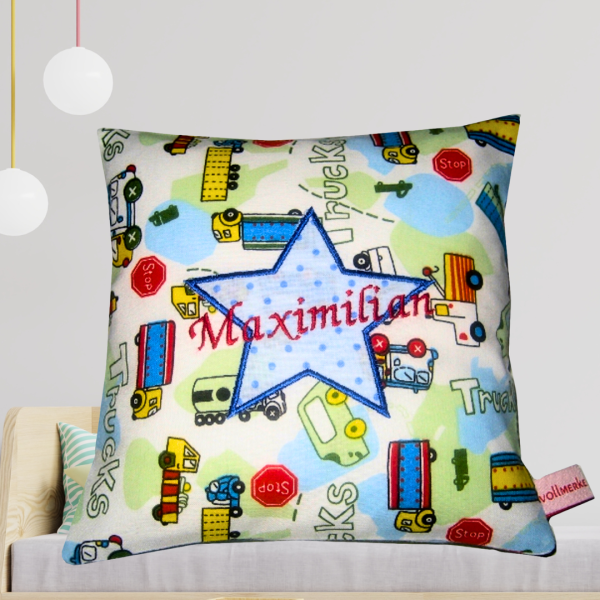 Preview: Kissen 20x20 cm mit Wunschmotiv und Wunschname bestickt