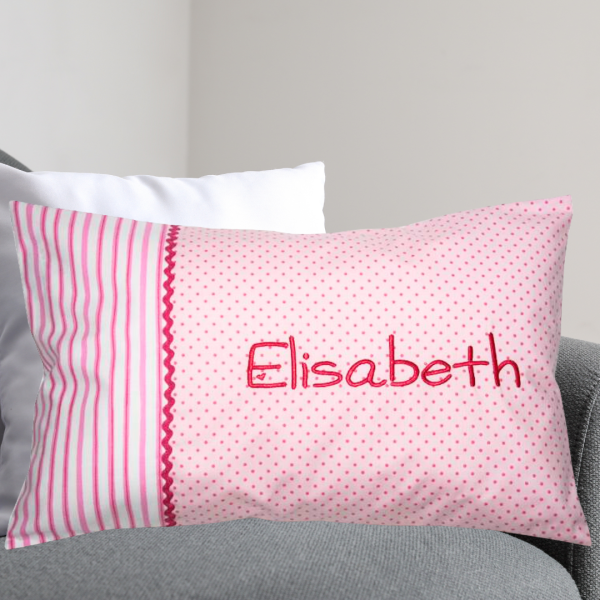 Preview: Namenskissen - Hülle 30x50 cm mit Wunschname bestickt