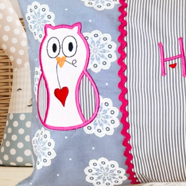 Stickdatei Eule - Applikation mit Herz für 10x10cm Stickrahmen