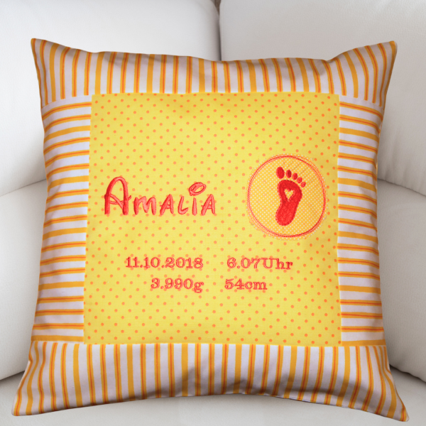 Kissenhülle mit Name + Datum + Herz + Krone bestickt 40x40 cm