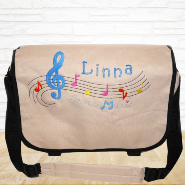 große Tasche mit Wunschmotiv und Name bestickt für Schule, Uni, als Wickeltasche oder Hundekramtasche -personalisiert- beige