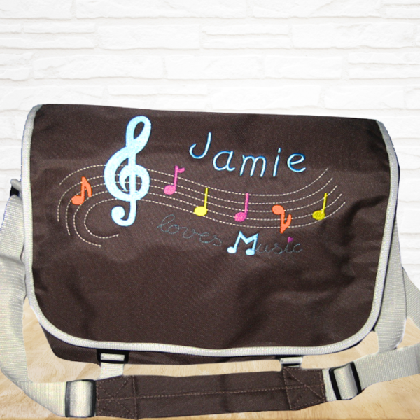 große Tasche mit Wunschmotiv und Name bestickt für Schule, Uni, als Wickeltasche oder Hundekramtasche -personalisiert- braun