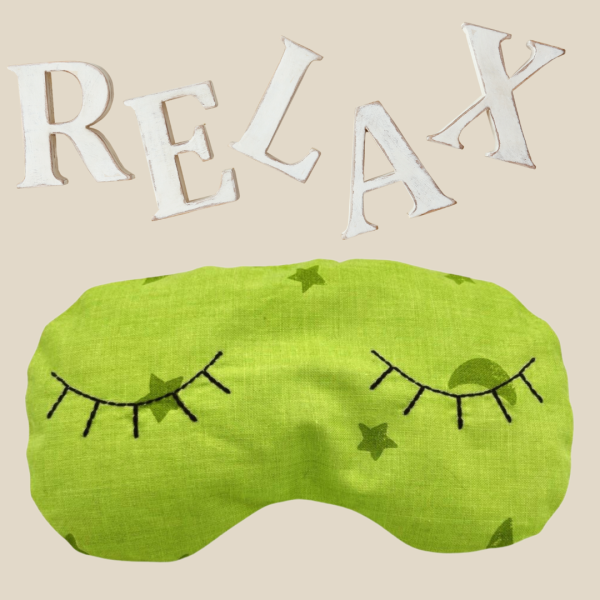 Stickdatei ITH Schlafmaske Augenkissen mit Wimpern bestickt für 16x26 cm Stickrahmen