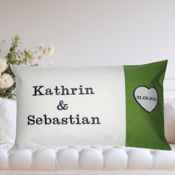 Hochzeitskissen - Hülle 30x50 cm mit Wunschnamen + Datum bestickt