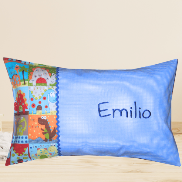 Namenskissen 30x50 cm mit Wunschname bestickt