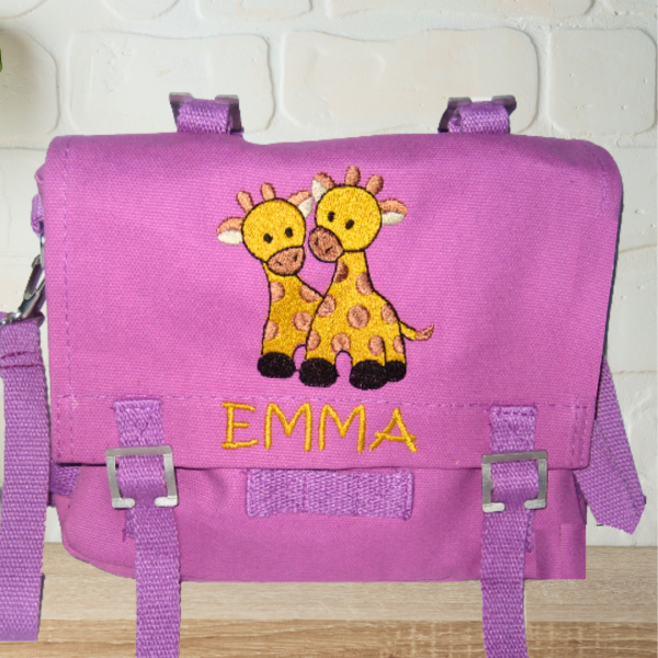 Canvastasche mit Wunschmotiv und Name bestickt für Kindergartenkinder & Große Farbe: lila Verschluss: Metallösen -personalisiert-