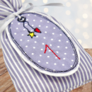 25 Stickdateien im Set 24 Adventskalenderzahlen Anhänger + 1x blanko für Adventskalender im Doodle-Rahmen für 10x10cm Stickrahmen