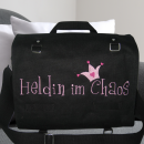 Heldin im Chaos große schwarze Canvastasche -Ausstellungsstück-